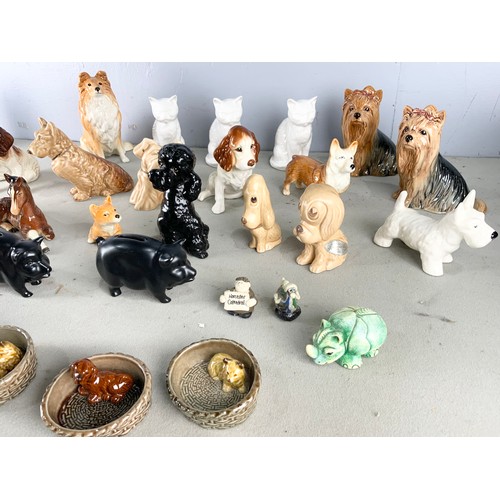 145 - QUANTITY OF ANIMAL MODELS INC SYLVAC , WADE PIN DISHES ETC