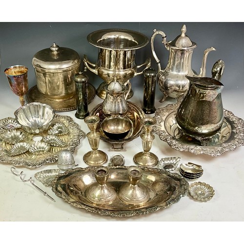 320 - LARGE QTY. AMERICAN AND OTHER STERLING AND SILVER PLATED WARE INC. 2 PRS. DWARF CANDLESTICKS MARKED ... 