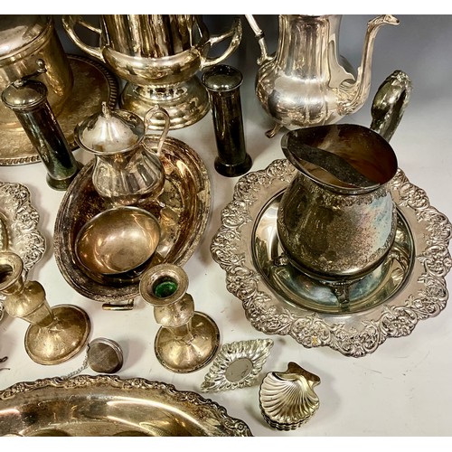 320 - LARGE QTY. AMERICAN AND OTHER STERLING AND SILVER PLATED WARE INC. 2 PRS. DWARF CANDLESTICKS MARKED ... 