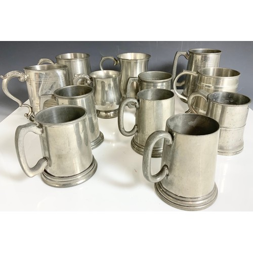 330 - QUANTITY OF PEWTER & PLATED TANKARDS TALLEST 13.5cm