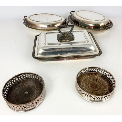 317 - MIC. SILVER PLATED INC GOOD QUALITY PIE CRUST TRAY ON 3 HOOF FEET , 3 SERVING DISHES / TUREENS, 2 BO... 