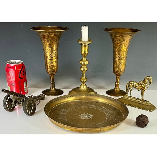 343 - MISC. BRASSWARE, A TABLE CANON AND POSSIBLY A MUSKET BALL