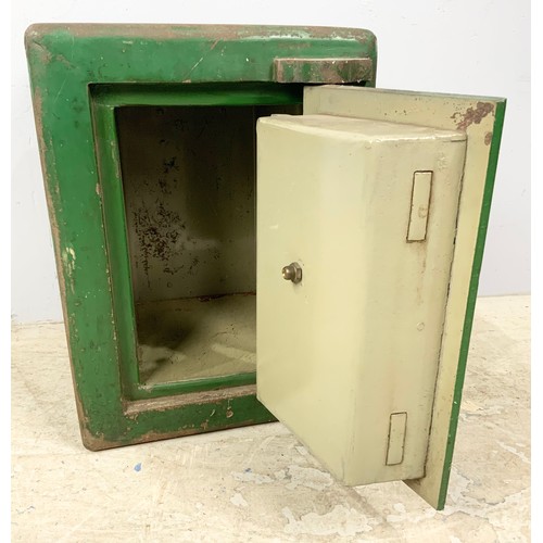 361 - CYRUS PRICE & CO WOLVERHAMPTON VINTAGE METAL SAFE WITH KEY 51cm TALL