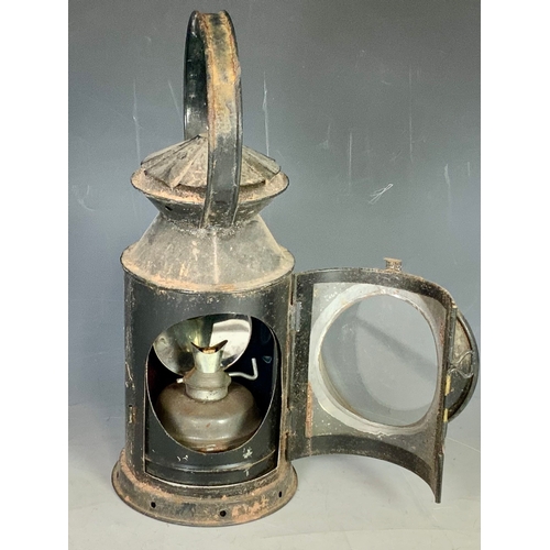 274 - RAILWAY OR MILITARY RAILWAY LAMP, A PIE CRUST TOPPED 3 ASPECT LAMP MARKED IRAQUI ARMY WITH BURNER