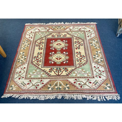 736 - ORIENTAL HAND KNOTTED TURKISH MILAS SQUARE RUG 198X198CM APPROX