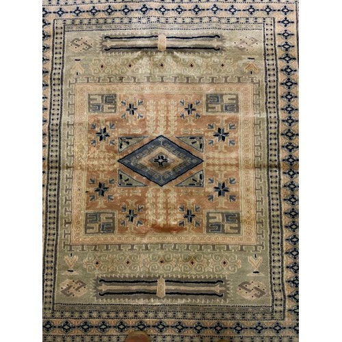 742 - PAKISTAN CREAM RUG 177cm x 125cm