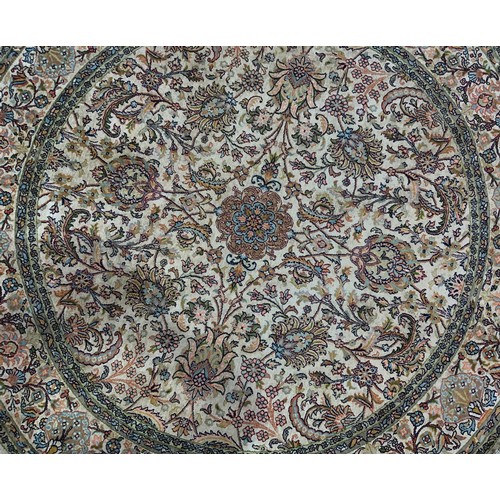 741 - CIRCULAR CREAM RUG 184cm DIAMETER