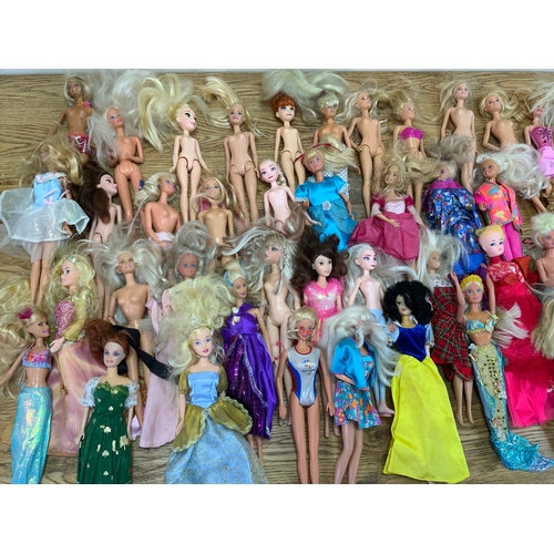 51 - BARBIE, SINDY & SIMILAR DOLLS, 50 IN TOTAL, MOST WITH OUTFITS, INC SYDNEY 2000, SNOW WHITE, MERMAID ... 