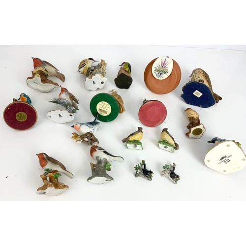 122 - COLLECTION OF DECORATIVE BIRD MODELS INC CERAMIC , RESIN & METAL MODELS