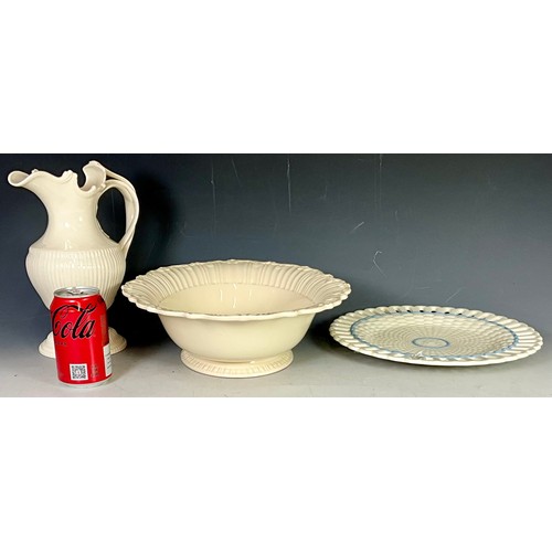 145 - LEEDSWARE CLASSICAL CREAMWARE BOWL AND EWER, AND A WEDGWOOD BASKETWEAVE PLATE