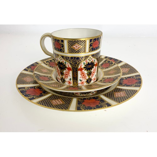 155 - ROYAL CROWN DERBY INC IMARI 1128 TRIO, PARDOE CUP & SAUCER, 6299 PATTERN TRINKET BOX