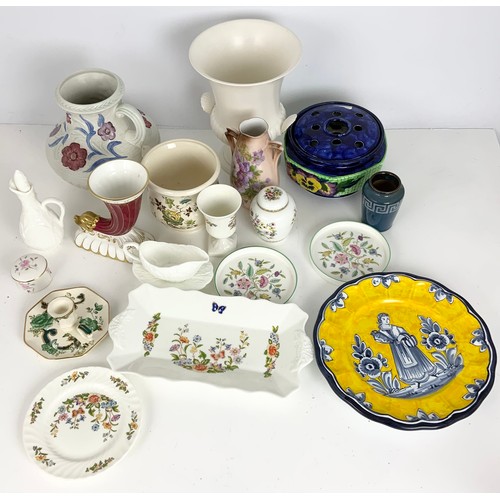 149 - MISC. CHINA AND PORCELAIN INC. AYNSLEY, WEDGWOOD, MASONS, COALPORT, WOODS ‘JACOBEAN’ VASE, MALING ET... 