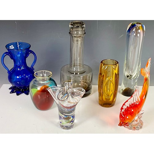 233 - HAND BLOWN ART GLASS VASES, A MURANO STYLE GLASS FISH. Note: Decanter withdrawn due to breakage. See... 