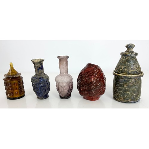 228 - A COLLECTION OF INTERESTING ‘ROMAN’ AND OTHER COLOURED GLASSWARE INC. JANUS FLASKS, FISH, ROMAN LAMP... 