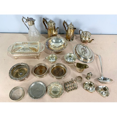 274 - QUANTITY OF MISC SILVER PLATED WARE INC CLARET JUG WITH SILVER PKATED MOUNT ETC