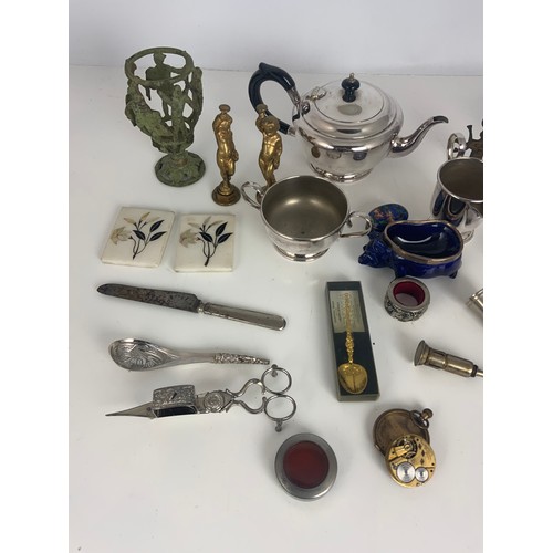 293 - A BOX OF MISCALLANEOUS METALWARE INCLUDING A SILVER TOPPED SCENT BOTTLE, SILVER PLATE TEAPOT, BOWLS ... 