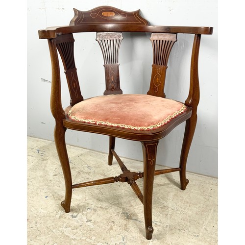 660 - INLAID CORNER CHAIR