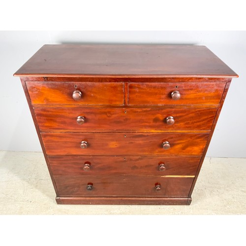 512 - MAHOGANY CHEST OF 2 OVER 4 DRAWERS OF LARGE PROPORTIONS WIDTH 124cm , 130cm TALL