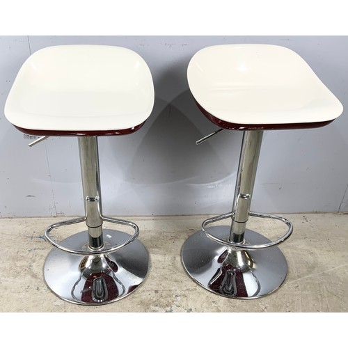 672 - PAIR OF KITCHEN STOOLS