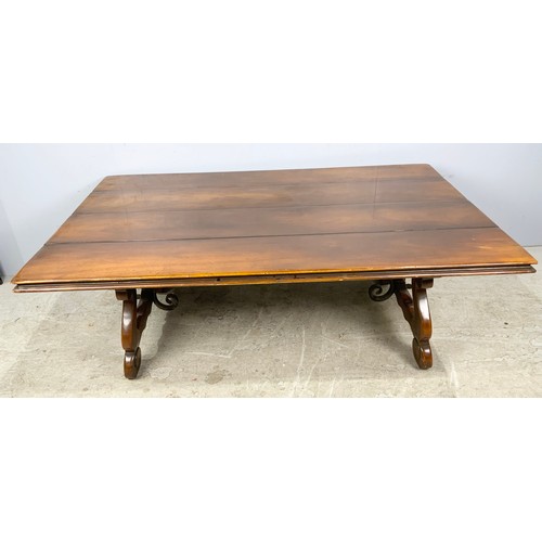 544 - LARGE COFFEE TABLE WITH METAL SURPORTS  148cm x 97cm