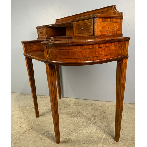 566 - UNUSUAL INLAID DESK / TABLE WIDTH   122cm