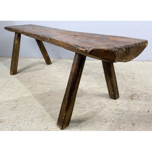 536 - PIG BENCH 141cm