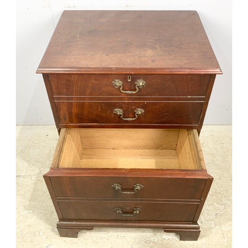 578 - MAHOGANY POT CUPBOARD / CABINET WIDTH 61cm