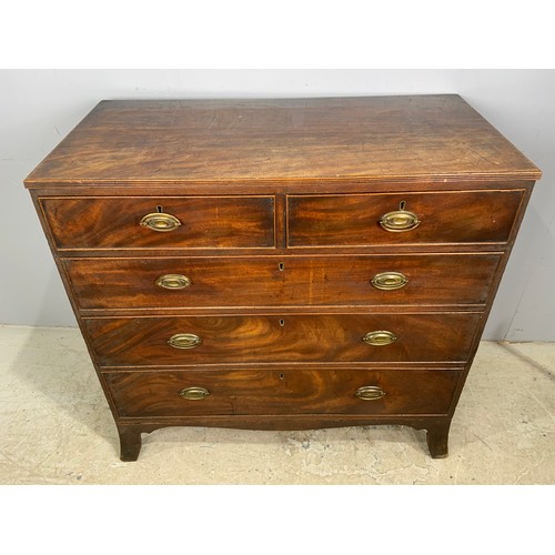 589 - MAHOGANY CHEST OF 2 OVER 3 GRADUATED DRAWERS ON SPLAYED FEET WIDTH 100cm