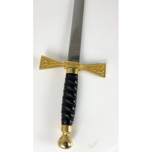 63 - WILKINSON CEREMONIAL SWORD HAVE BLADE ETCHED WITH THISTLE DESIGN, APPROX. 76 cm, GILT BRASS HILT AND... 