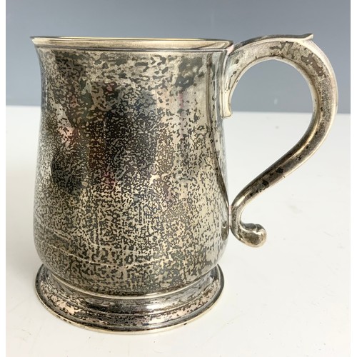 328 - HALLMARKED WALTER & JOHN BARNARD LONDON 1880 SILVER BALUSTER TANKARD  190g