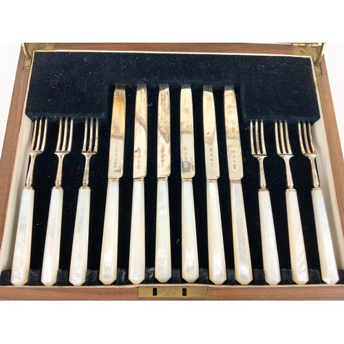 207 - CASED SET OF HALLMARKED MAPPIN & WEBB LONDON 1937 SILVER DESSERT KNIVES & FORKS WITH MOTHER OF PEARL... 