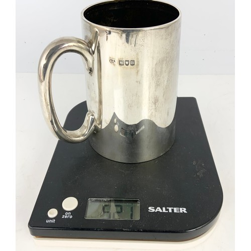 326 - SILVER TANKARD OF CYLINDRICAL TAPERING FORM, APPROX. 521g