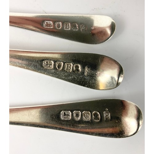 257 - HALLMARKED RICHARD CROSSLEY LONDON GEORGIAN SILVER CUTLERY 2 SERVING SPOONS  & 3 DINNER SPOONS 238g