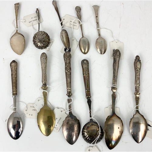 271 - 5 HALLMARKED SILVER SPOONS & 6 SPOONS WITH HALLMARKED SILVER HANDLES