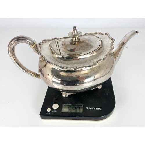 347 - HALLMARKED ATKIN BROTHERS SHEFFIELD 1939 SILVER ORNATE TEA POT 690g GROSS