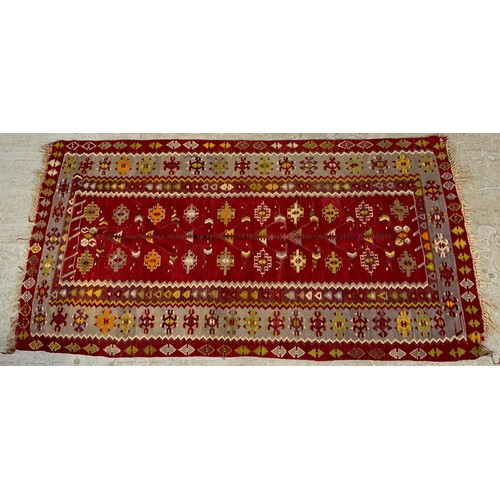 699 - TURKISH AYDIN KILIM RUG 211cm x 110cm