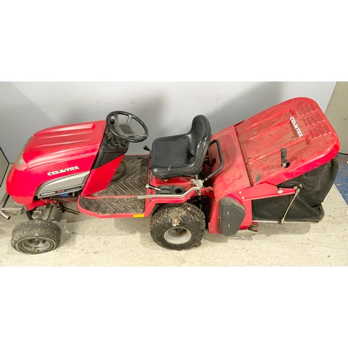 504 - COUNTAX C800H 4 WHEEL DRIVE RIDE ON MOWER WITH CUTTING DECK AND GRASS COLLECTOR