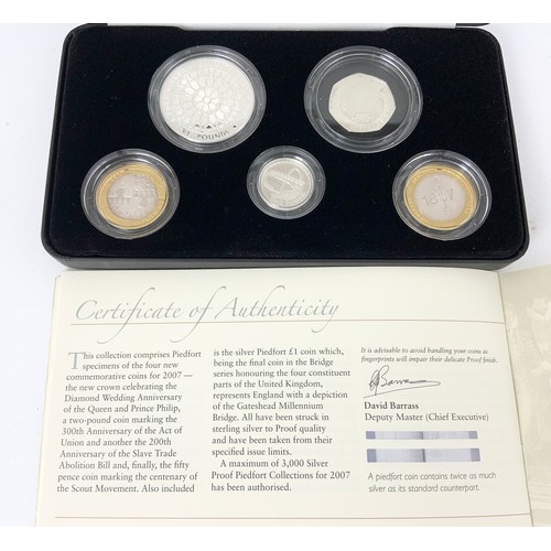 372 - ROYAL MINT CASED LIMITED EDITION (OF 5000) 2007 PROOF PIEDFORT SILVER COIN SET COMPRISING FIVE COINS