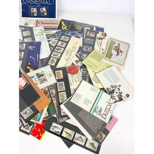 482 - QUANTITY OF ROYAL MAIL PRESENTATION STAMP PACKS