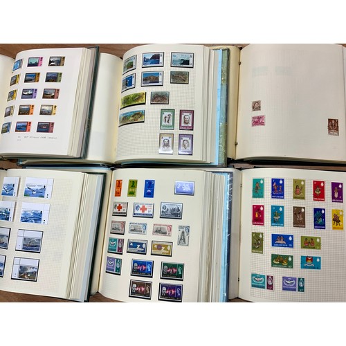 519 - DEVON ALBUMS WITH STAMPS OF ADEN, ANTIGUA, ASCENSION, FALKLANDS, PITCAIRN ISLANDS IN 5 ALBUMS INCLUD... 