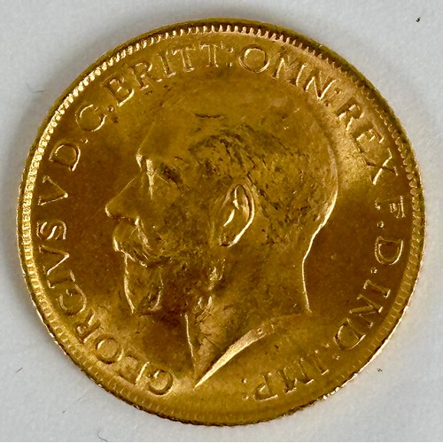 409 - 1915 GOLD SOVEREIGN