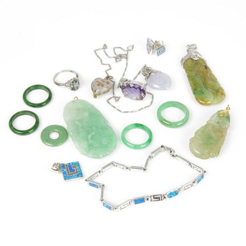 559 - JADE/ JADEITE PENDANTS AND OTHER MISC. JEWELLERY