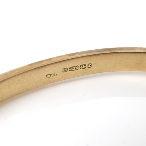 577 - 15CT GOLD BANGLE APPROXIMATELY 7.4 g GROSS