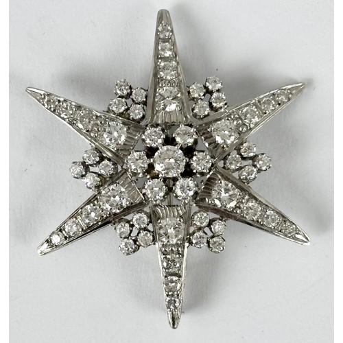 689 - 14CT WHITE GOLD DIAMOND STAR BROOCH