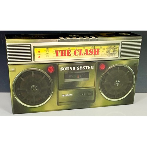 306 - THE CLASH - SOUND SYSTEM CD DISCOGRAPHY