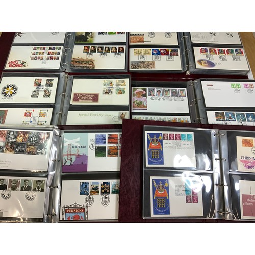 478 - 6 ROYAL MAIL FIRST DAY COVERS PRESENTATION ALBUMS, WITH A GOOD SELECTION OF COVERS