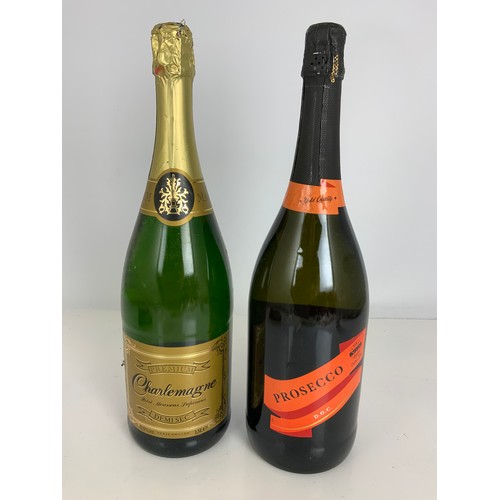 61 - 2 MAGNUM BOTTLES SPARKLING WINE/ PROSECCO