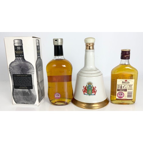 15 - WHISKY, BOTTLE JURA 10 YEAR OLD SINGLE MALT, BELLS COMMEMORATIVE DECANTER AND CONTENTS QUEEN’S 60TH ... 