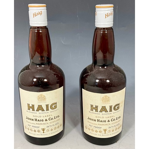 21 - 2 BOTTLES OF HAIG GOLD LABEL WHISKY