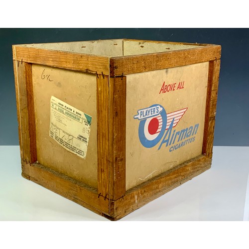 13 - ADVERTISING INTEREST, A WOODEN & CARD PLAYERS CIGARETTE SHIPPING BOX, ABOVE ALL PLAYERS AIRMAN CIGAR... 